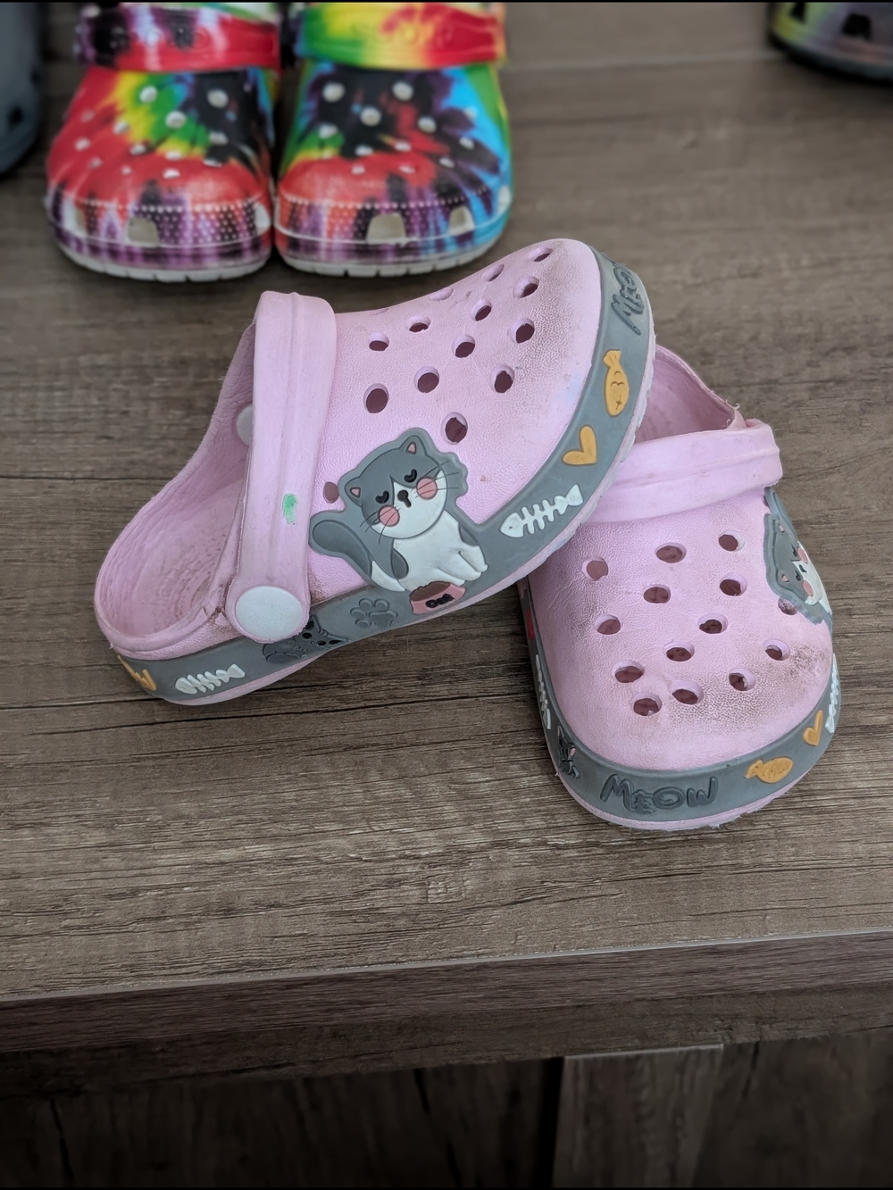 Kids Pink Cat Clog Sandals - Comfortable Slip-On